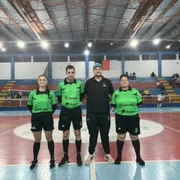Árbitro sofre primeira agressão em mais de 30 anos de carreira durante jogo