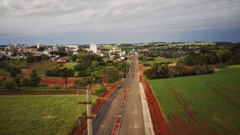 Obras da Julio Rosa avançam e mudam cenário da mobilidade urbana