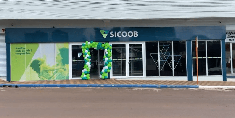 Sicoob disponibiliza auxilio de até 10 mil reais para seus associados