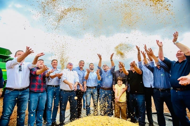Abel Grave participa da Abertura da Colheita da Soja em Tupanciretã