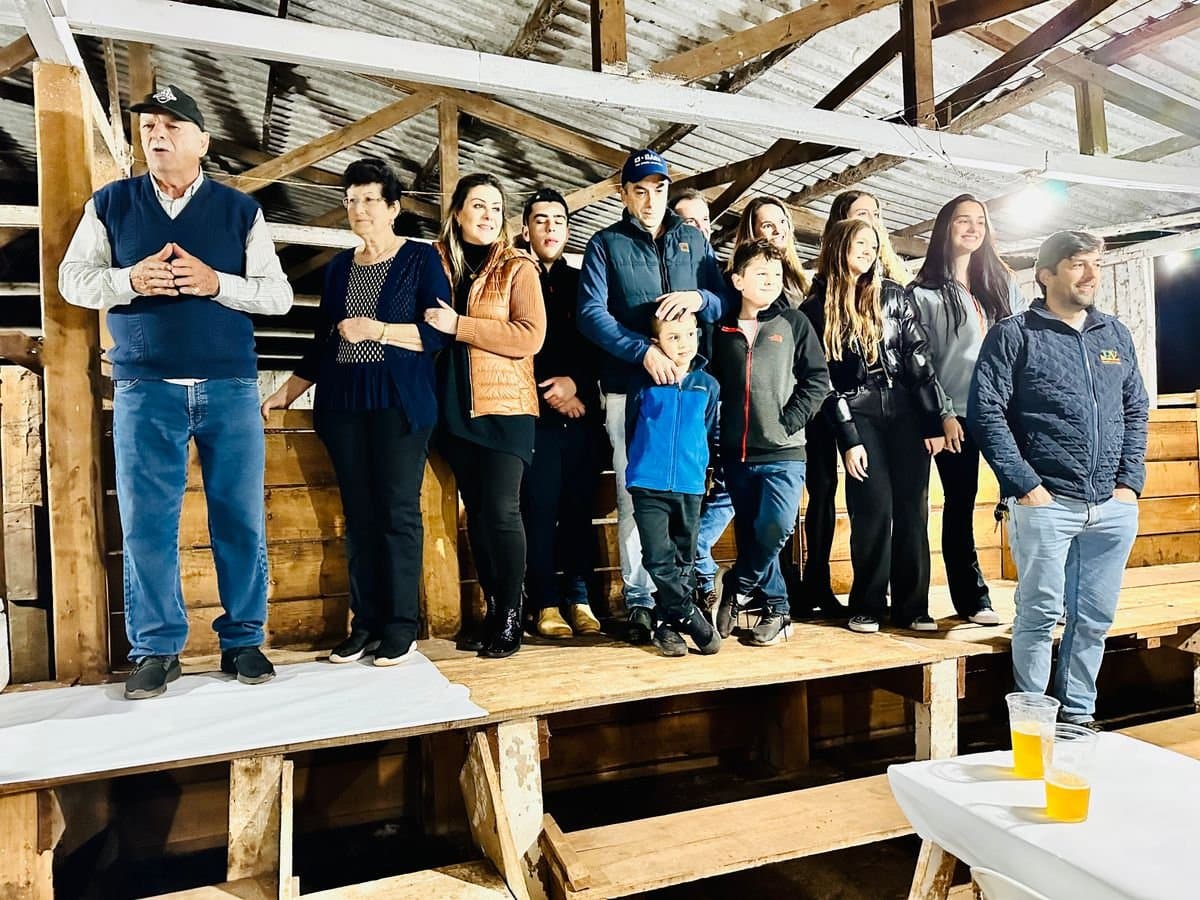 Gratidão e futuro: jantar de confraternização organizado por Waldir Rebelato ficará registrado para a história