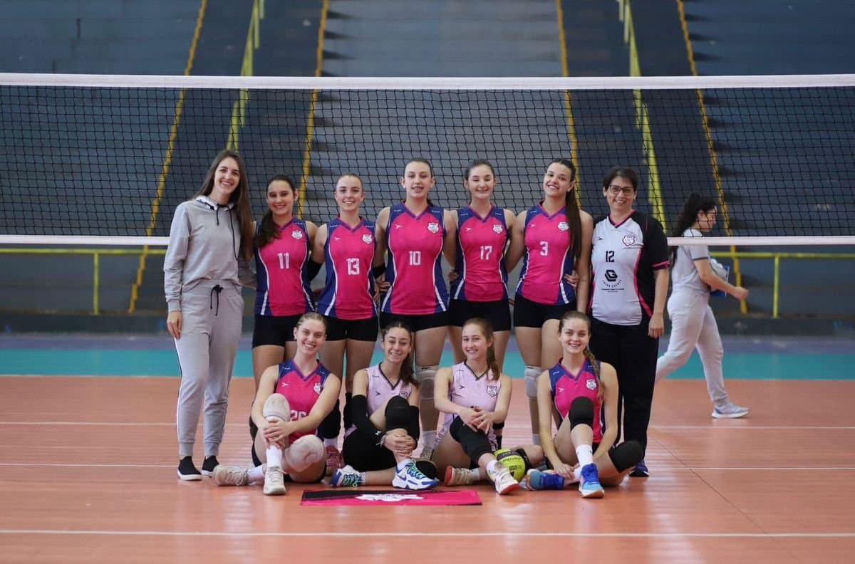 Nutri Vital conquista o segundo lugar na etapa da Liga Gaúcha de Vôlei sub-18 em Ijuí