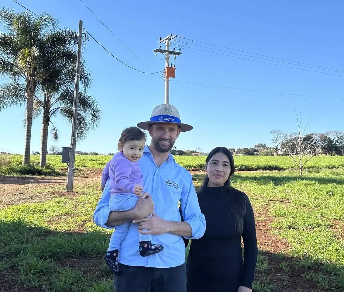 Agroindústria de nozes investe na produção com energia trifásica e internet da Coprel
