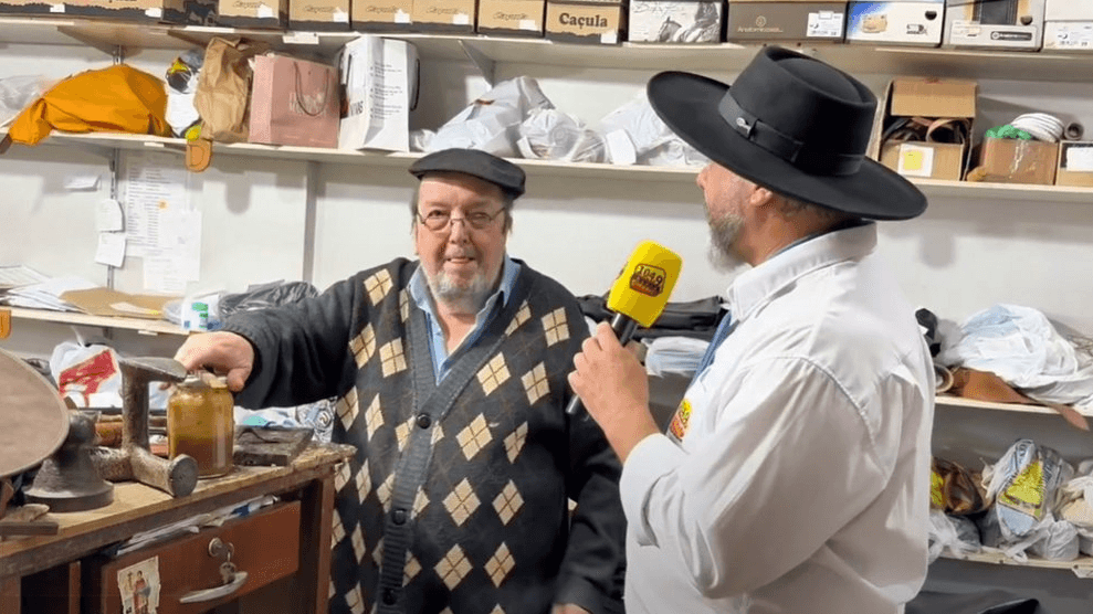 A casa do sapateiro Osmar Kappaun completa 60 anos no compasso da tradição gaúcha