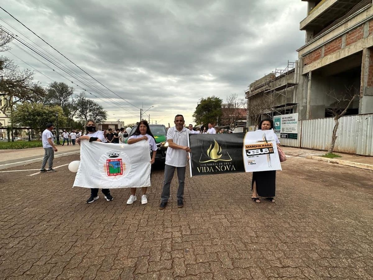 Fé, união e emoção marcam a primeira Marcha para Jesus em Ibirubá